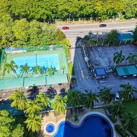 Airbnb At Sri Sayang Batu Ferringhi Beach Exterior photo