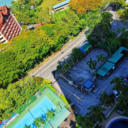 Airbnb At Sri Sayang Batu Ferringhi Beach Exterior photo