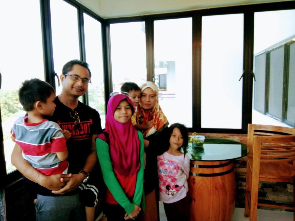 Airbnb At Sri Sayang * Batu Ferringhi