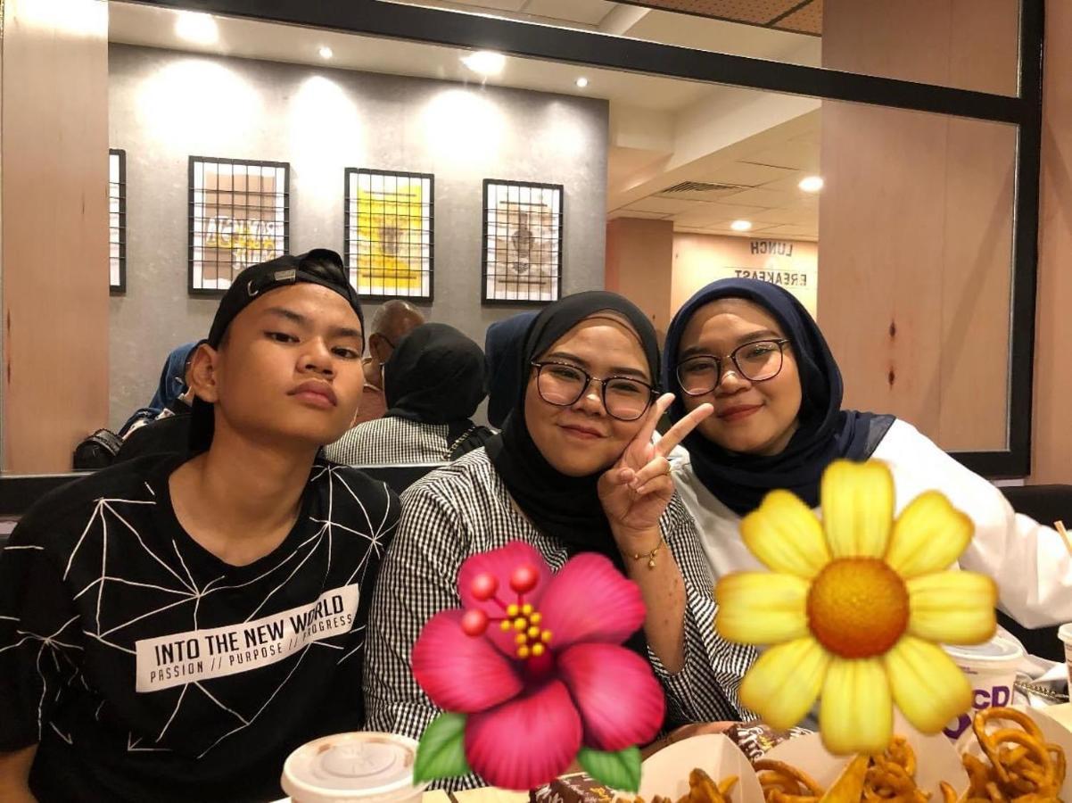 Airbnb At Sri Sayang *