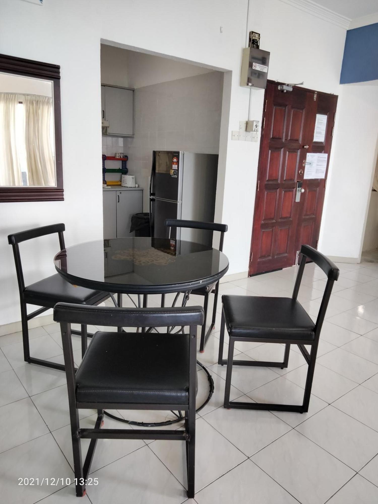 Airbnb At Sri Sayang Apartment Batu Ferringhi