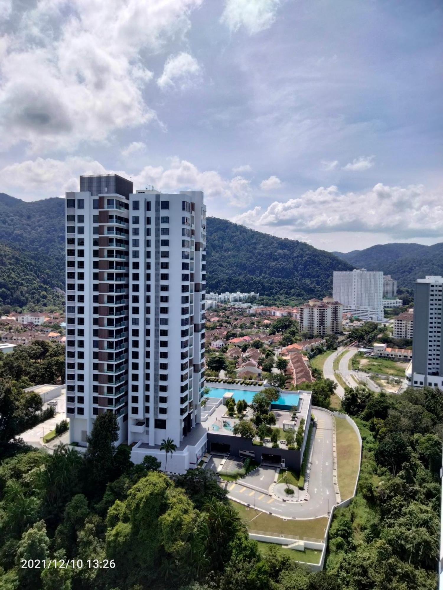 Airbnb At Sri Sayang Apartment
